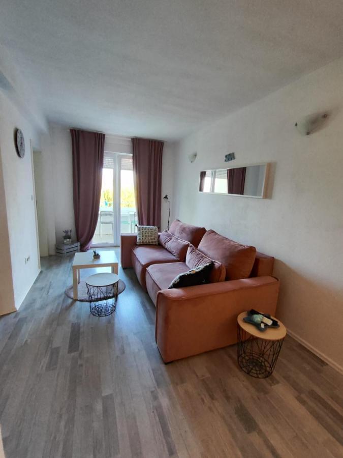 Nemira Beach Apartments Omis Ngoại thất bức ảnh