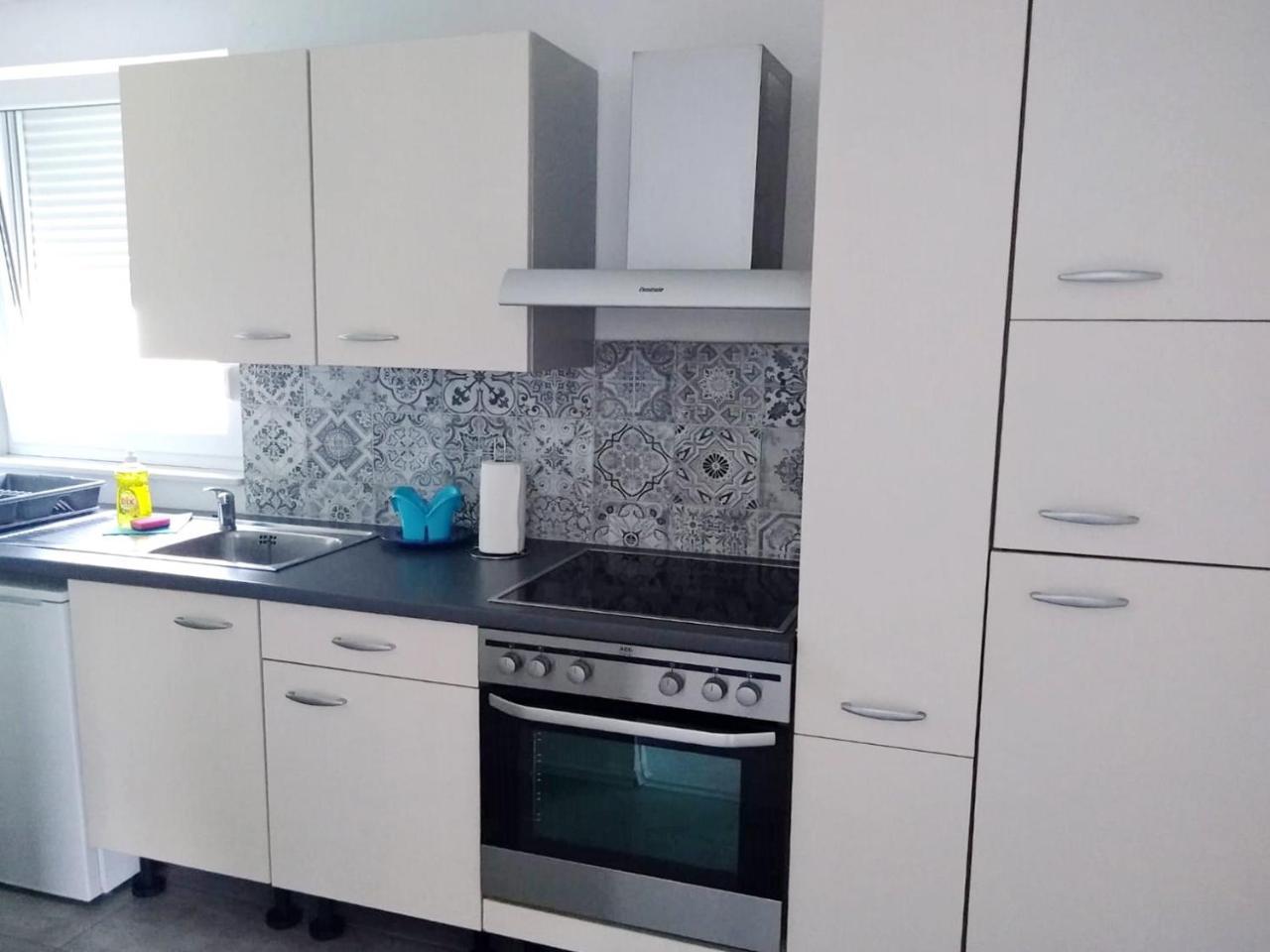 Nemira Beach Apartments Omis Ngoại thất bức ảnh